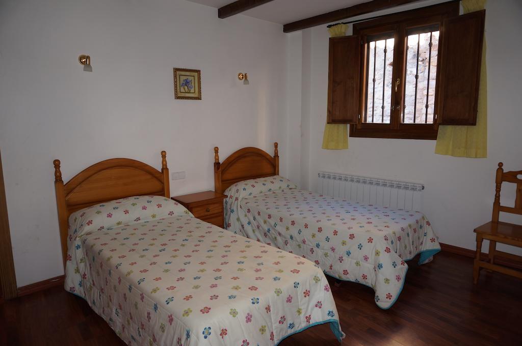 Casa Rural Os Arregueses Alquézar Zewnętrze zdjęcie